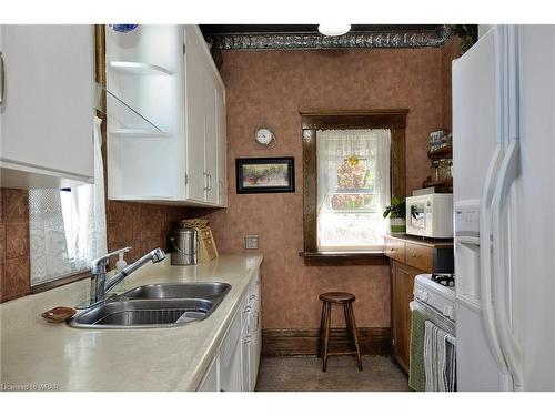 36 Spruce Street, Cambridge, ON - Indoor Photo Showing Kitchen With Double Sink