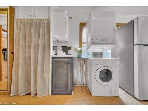 9-580 Beaver Creek Road, Waterloo, ON - Indoor Photo Showing Laundry Room