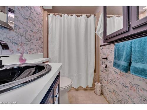 9-580 Beaver Creek Road, Waterloo, ON - Indoor Photo Showing Bathroom