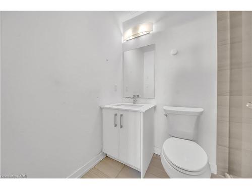 G9-20 Palace Street, Kitchener, ON - Indoor Photo Showing Bathroom