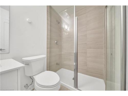 G9-20 Palace Street, Kitchener, ON - Indoor Photo Showing Bathroom