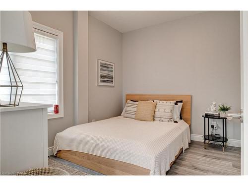 106-161 Ottawa Street, Kitchener, ON - Indoor Photo Showing Bedroom