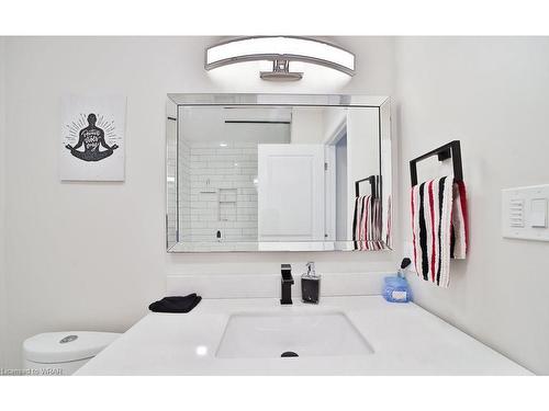 5346 Haldimand Crescent, Burlington, ON - Indoor Photo Showing Bathroom