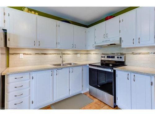 14-2651 Aquitaine Avenue, Mississauga, ON - Indoor Photo Showing Kitchen With Double Sink