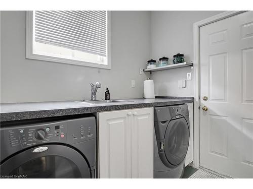 59 Canning Crescent, Cambridge, ON - Indoor Photo Showing Laundry Room