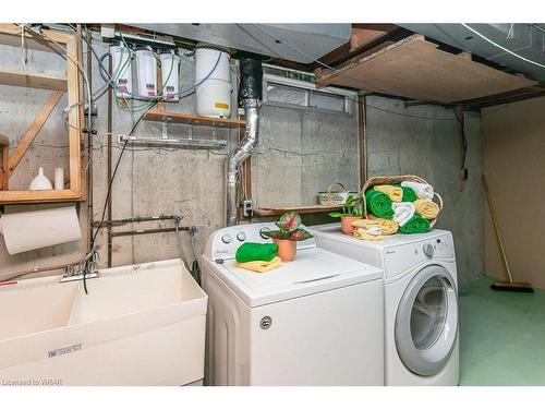 378 Grangewood Drive, Waterloo, ON - Indoor Photo Showing Laundry Room