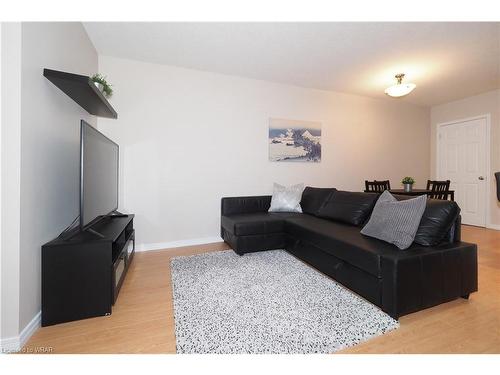A-935 Glasgow Street, Kitchener, ON - Indoor Photo Showing Living Room