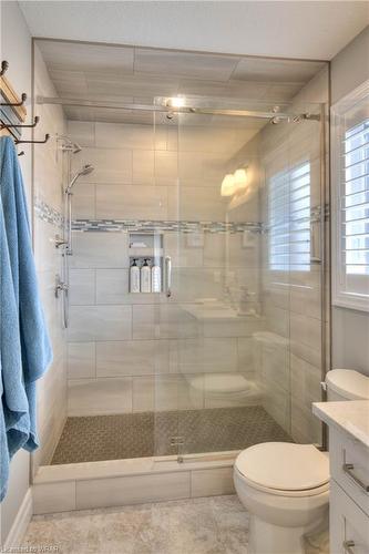 620 Conners Drive, Listowel, ON - Indoor Photo Showing Bathroom