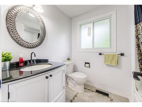 130 Hillmer Road, Cambridge, ON - Indoor Photo Showing Bathroom