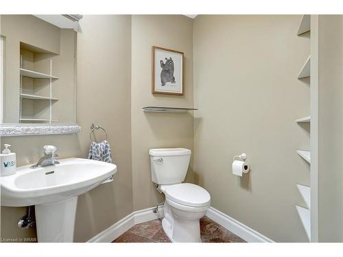 2 Pioneer Grove Road, Puslinch, ON - Indoor Photo Showing Bathroom