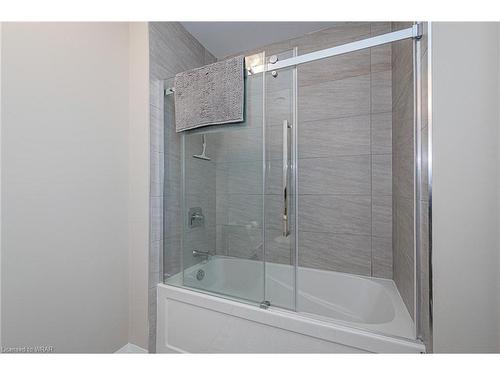 1104-108 Garment Street, Kitchener, ON - Indoor Photo Showing Bathroom