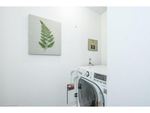 308-275 Eiwo Court, Waterloo, ON - Indoor Photo Showing Laundry Room
