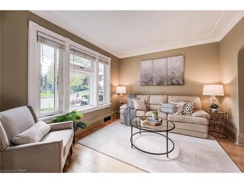 108 Moore Avenue, Kitchener, ON - Indoor Photo Showing Living Room