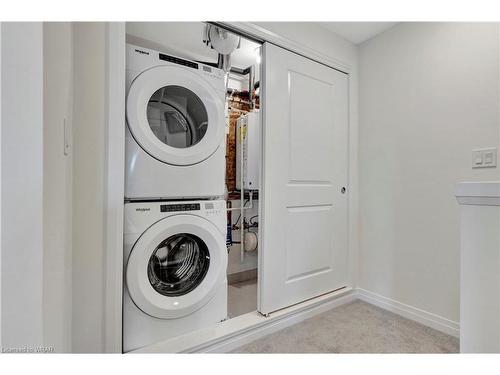14 Urbane Boulevard, Kitchener, ON - Indoor Photo Showing Laundry Room