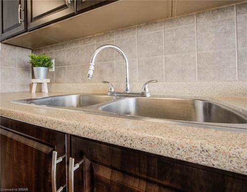 716-200 Jamieson Parkway, Cambridge, ON - Indoor Photo Showing Kitchen With Double Sink