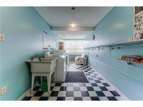 716-200 Jamieson Parkway, Cambridge, ON - Indoor Photo Showing Laundry Room