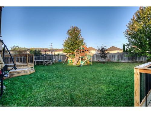 1-550 Altheim Crescent, Waterloo, ON - Outdoor With Backyard