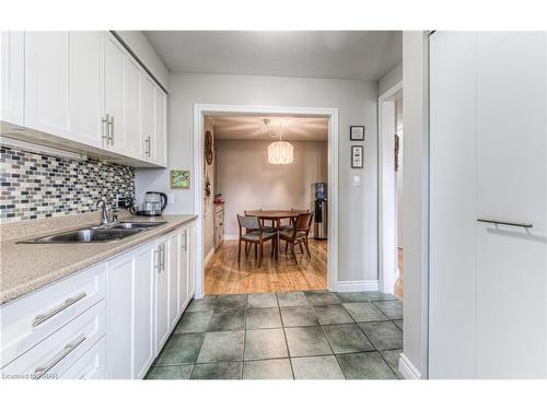 14-10 Holborn Court, Kitchener, ON - Indoor Photo Showing Kitchen With Double Sink