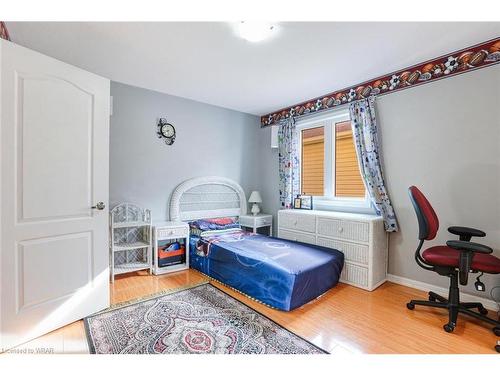 8 Osgoode Street, Cambridge, ON - Indoor Photo Showing Bedroom