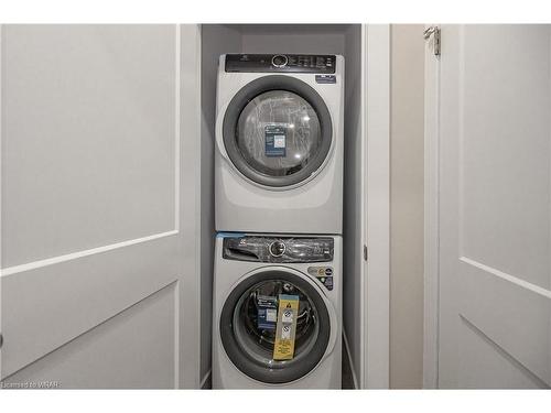 1-152 Weber Street E, Kitchener, ON - Indoor Photo Showing Laundry Room