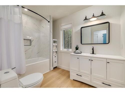 9828 Ski Road, Clifford, ON - Indoor Photo Showing Bathroom