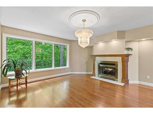 309 Bushwood Court, Waterloo, ON - Indoor Photo Showing Living Room With Fireplace
