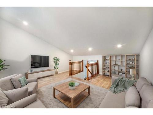 200 Glenforest Road, Cambridge, ON - Indoor Photo Showing Living Room