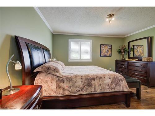 101 Elaine Drive, Orangeville, ON - Indoor Photo Showing Bedroom