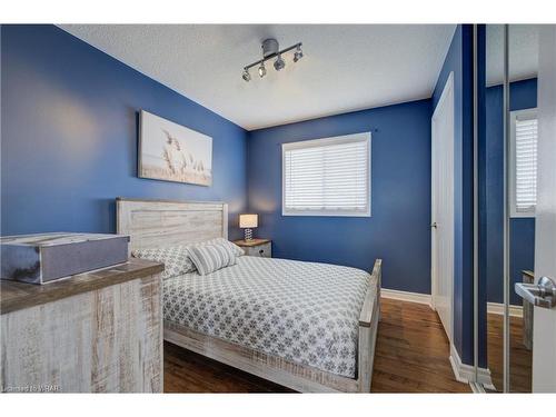 101 Elaine Drive, Orangeville, ON - Indoor Photo Showing Bedroom