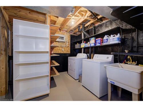 101 Elaine Drive, Orangeville, ON - Indoor Photo Showing Laundry Room