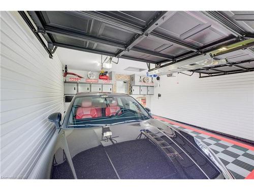 101 Elaine Drive, Orangeville, ON - Indoor Photo Showing Garage