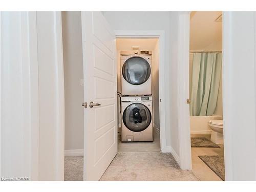11 Sparrow Avenue, Cambridge, ON - Indoor Photo Showing Laundry Room