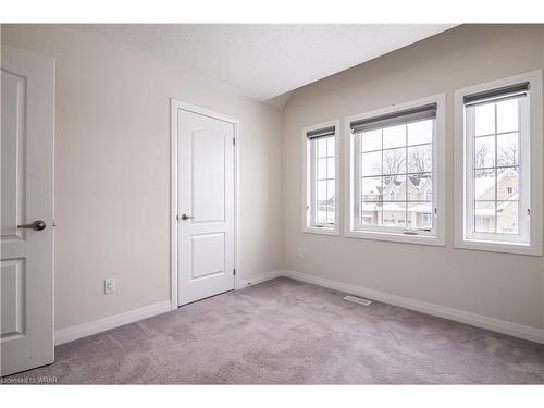 45 Rainey Drive, East Luther-Grand Valley, ON - Indoor Photo Showing Other Room