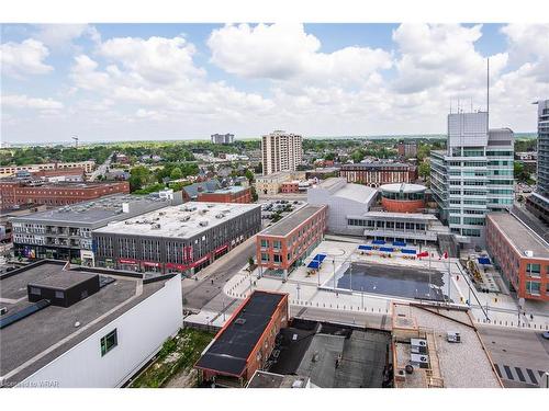 1601-60 Charles Street W, Kitchener, ON - Outdoor With View