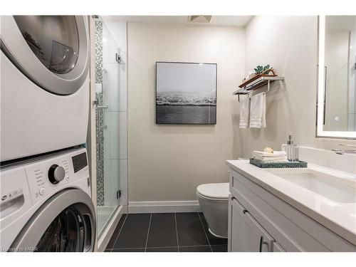 610-191 King Street S, Waterloo, ON - Indoor Photo Showing Laundry Room