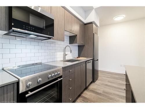 303-5 Wellington Street S, Kitchener, ON - Indoor Photo Showing Kitchen With Upgraded Kitchen