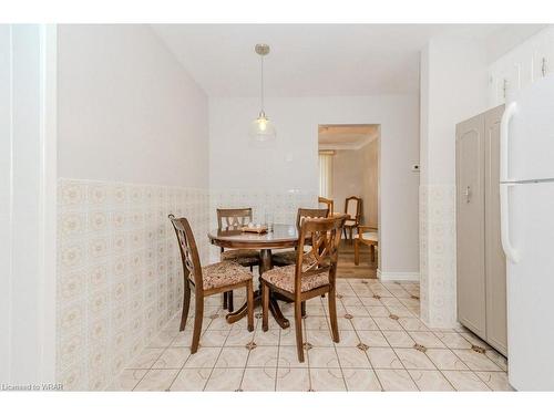23 Juliana Crescent, Cambridge, ON - Indoor Photo Showing Dining Room