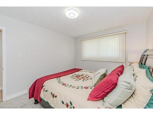 23 Juliana Crescent, Cambridge, ON - Indoor Photo Showing Bedroom