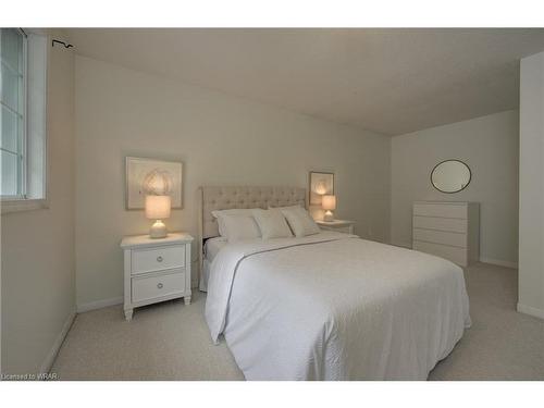 315 Karen Place, Waterloo, ON - Indoor Photo Showing Bedroom