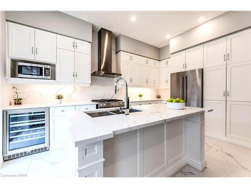 55 Spachman Street, Kitchener, ON - Indoor Photo Showing Kitchen With Double Sink With Upgraded Kitchen