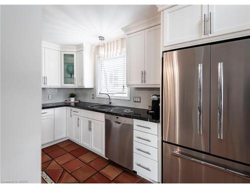 121 Goldgate Crescent, Orangeville, ON - Indoor Photo Showing Kitchen With Stainless Steel Kitchen