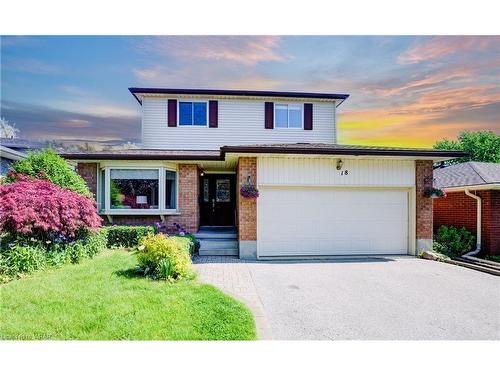 18 Windermere Court, Kitchener, ON - Outdoor