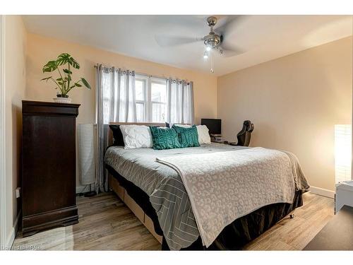 4079 Princess Street, Millbank, ON - Indoor Photo Showing Bedroom