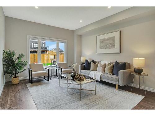 192 Applewood Street, Plattsville, ON - Indoor Photo Showing Living Room