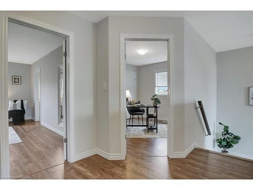 192 Applewood Street, Plattsville, ON - Indoor Photo Showing Other Room