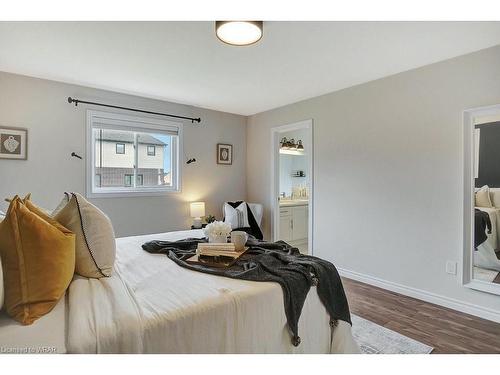 192 Applewood Street, Plattsville, ON - Indoor Photo Showing Bedroom