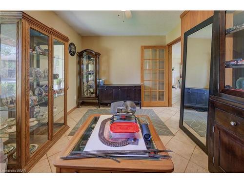 15 Woolwich Street, Kitchener, ON - Indoor Photo Showing Bathroom