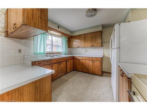 157 Schweitzer Street, Kitchener, ON - Indoor Photo Showing Kitchen With Double Sink