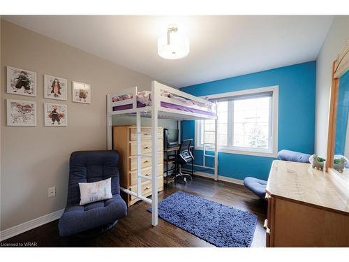 19 Melran Drive, Cambridge, ON - Indoor Photo Showing Bedroom