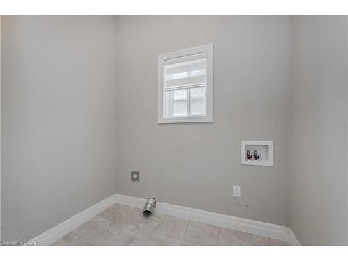 254 Bradshaw Drive, Stratford, ON - Indoor Photo Showing Other Room
